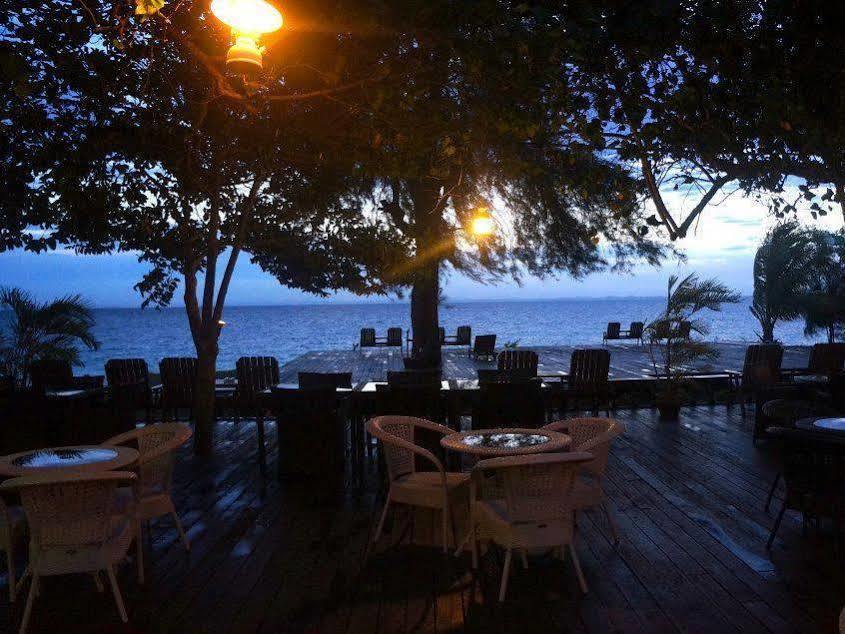 Aseania Resort Pulau Besar Mersing Exterior photo