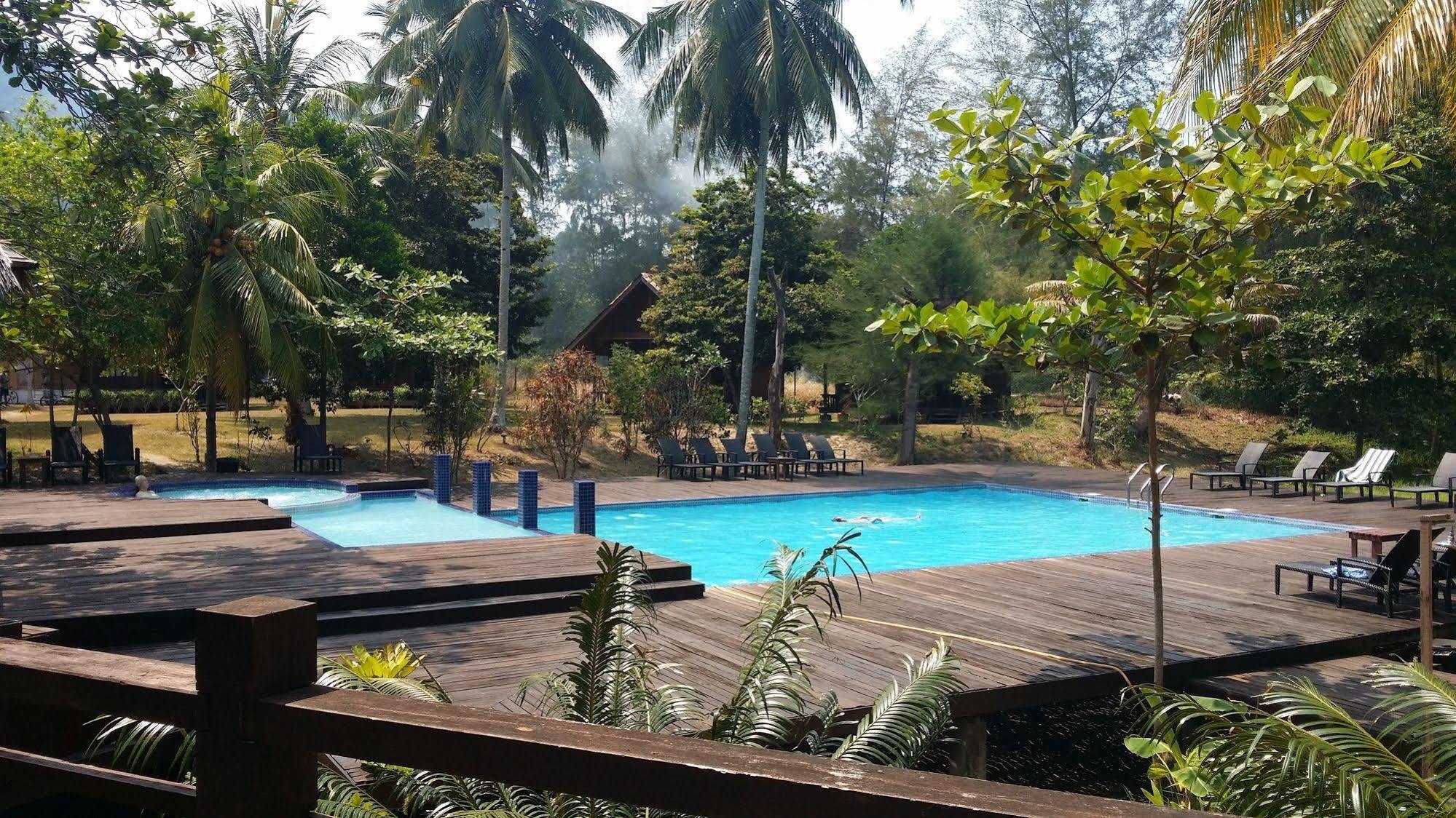 Aseania Resort Pulau Besar Mersing Exterior photo