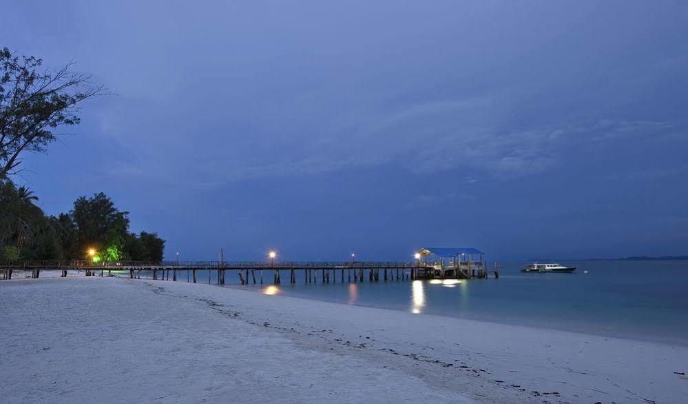 Aseania Resort Pulau Besar Mersing Exterior photo