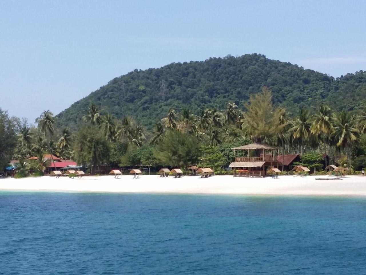 Aseania Resort Pulau Besar Mersing Exterior photo